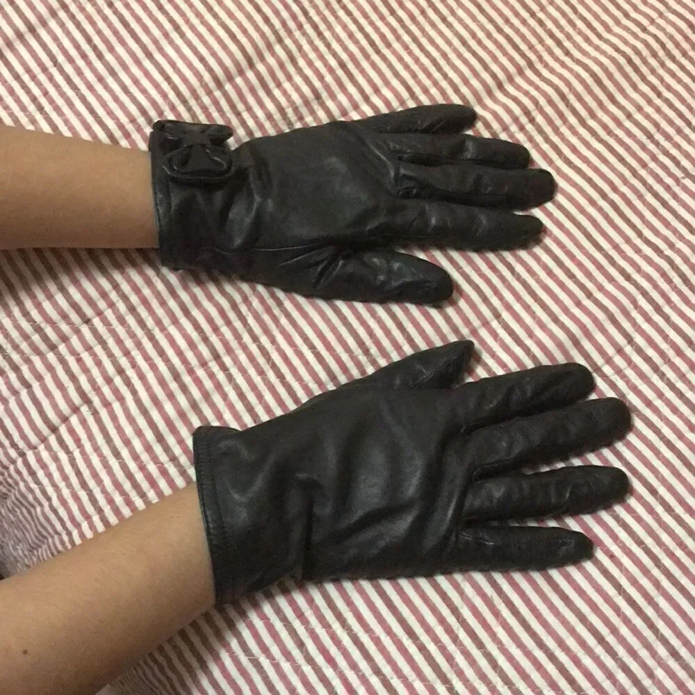 Women’s Vintage genuine leather bow gloves elegant classy luxe